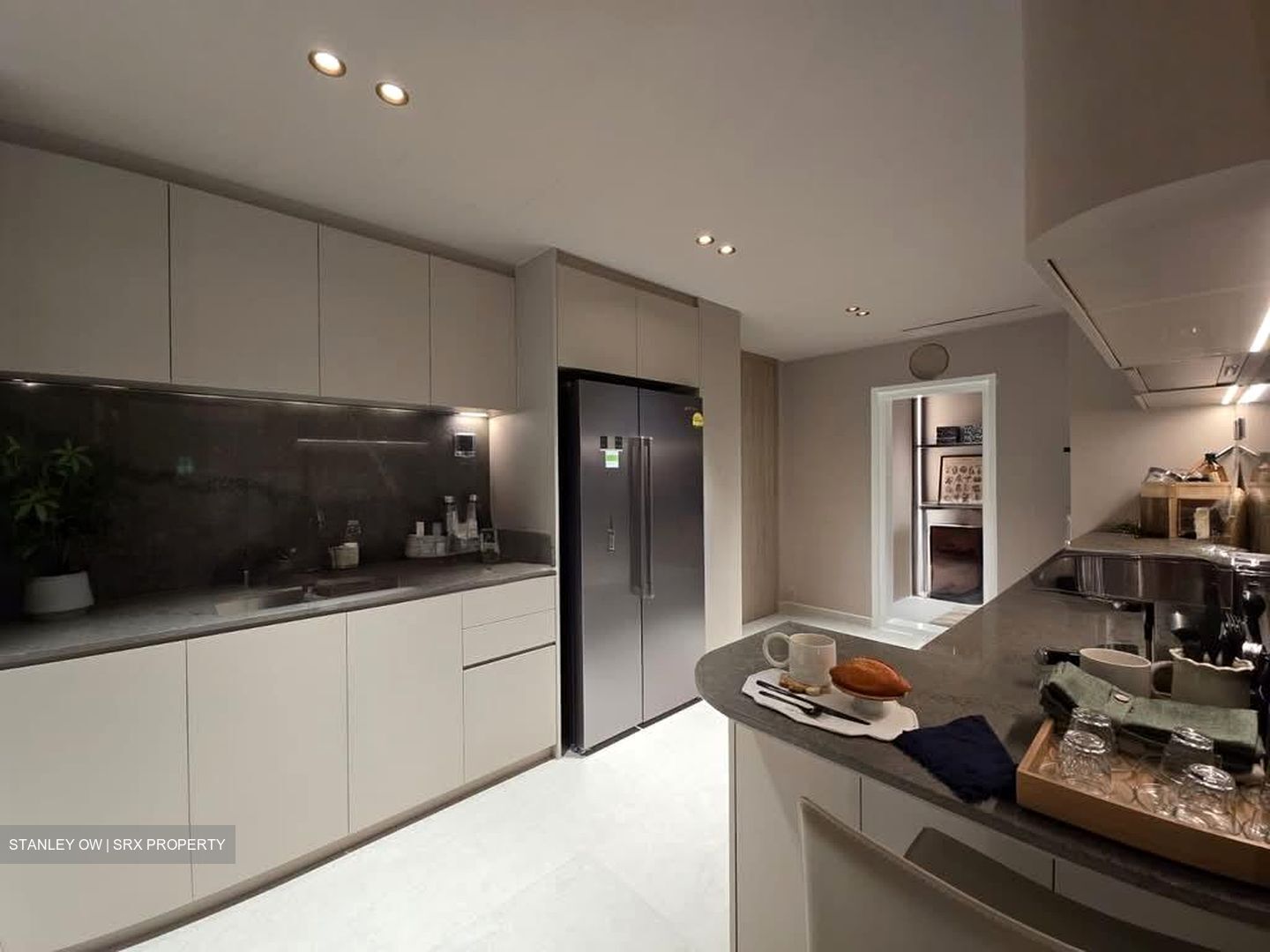River Modern (D9), Apartment #527440281